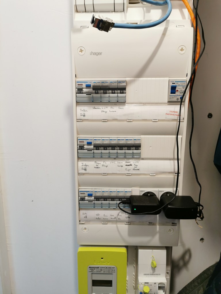 Remplacement et mise aux normes d'un tableau électrique résidentiel Hager à Trignac.